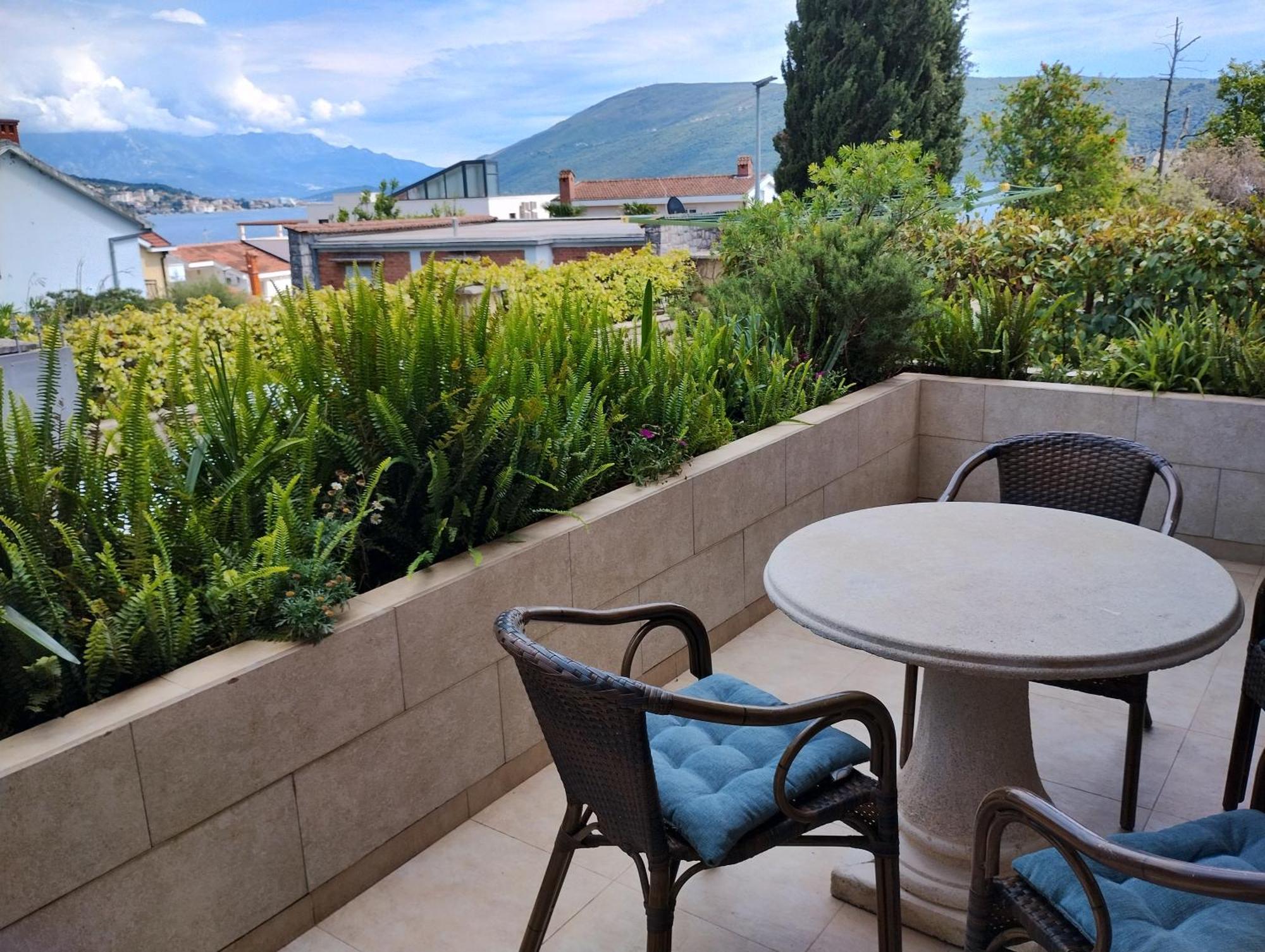 Monteview Duplex Villa Herceg Novi Buitenkant foto
